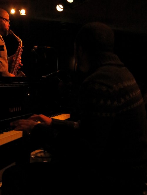 Sullivan's hands tickling the ivories