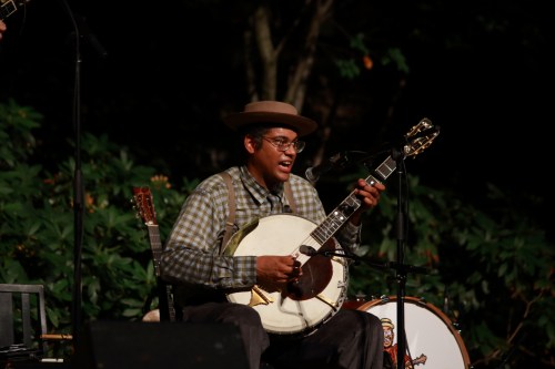 Dom with the big banjo