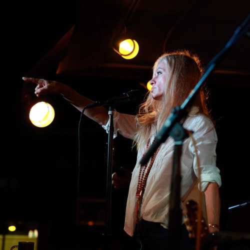 Shelby Lynne