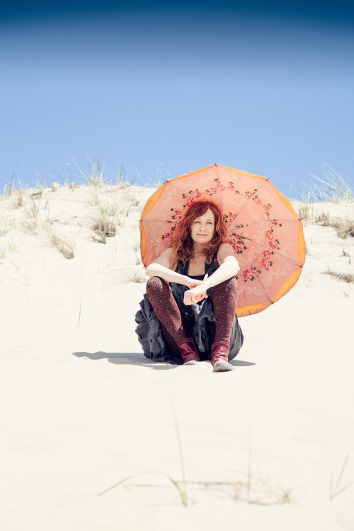 Patty Larkin (photo by  Jana Leon)