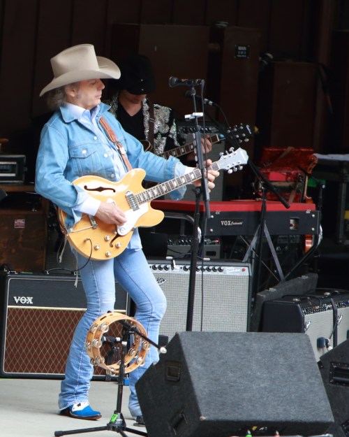 Dwight Yoakam