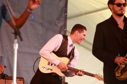  of Leon Bridges' band