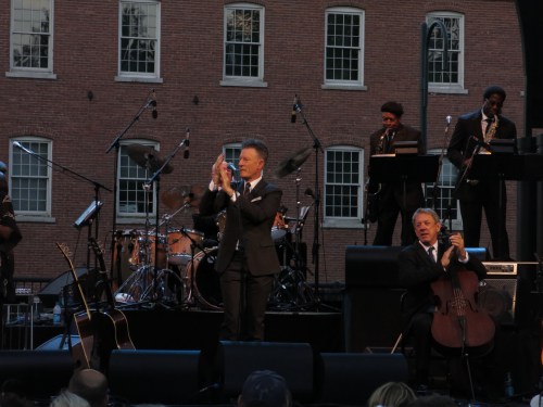 Lyle Lovett and his Large Band