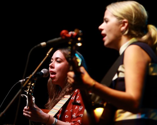 Sarah Jarosz and Aiofe O'Donovan