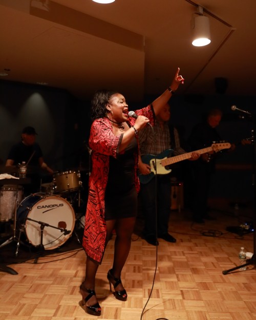 Shemekia Copeland and her band