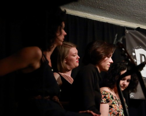 The Ultimate Lady Hang